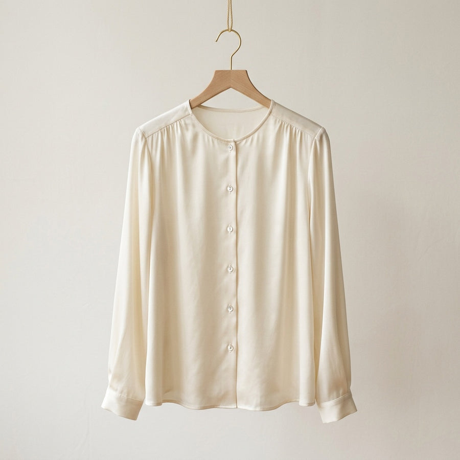Maria | Sleeveless Roll Collar Top